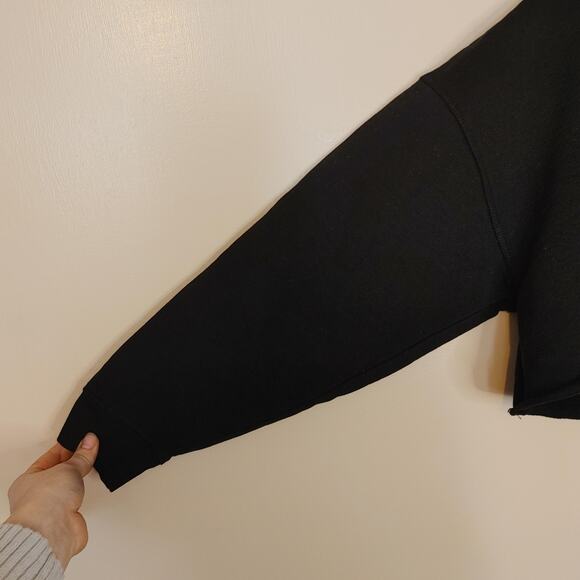 We Wore What Size XS Extra Small Black Cut Off Sweater Cropped Oversized Raw Hem - Picture 7 of 10